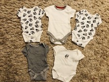 Lot gilet animal blanc, gris nouveau-né première taille Bébé Undershirt price