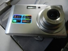 Appareil photo numérique * model Samsung P83 * digital camera Video 8.1 Caméras vidéo numériques price