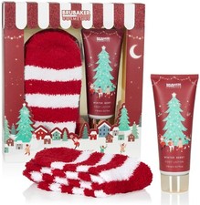 BRUBAKER Coffret Cadau Noël Pédicure et Soins des Pieds avec Chaussettes Chaudes Ensemble de chaussettes femme price