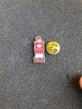 Pin's liliade peinture rouge red paint artiste tableau gouache - Pin Pins L12 Gouache Paint price