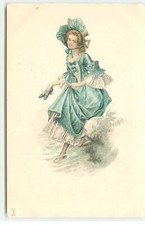 Jeune femme tenant ses chaussures, et rentrant dans un cours d'eau - 22377 Eau chaussures price