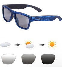 OhO Smart Glasses, Occhiali da Sole Polarizzati, Montatura Argento a Strisce, Grigio Transizionale Cuffie Unisex price