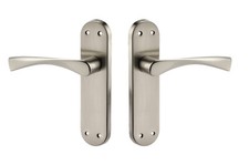 Maniglie per porte interne cromate alate su piastra posteriore - finitura cromata spazzolata Doorknob Serratura price