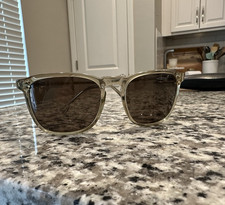 Occhiali da sole RAEN Wiley quadrati montatura in plastica champagne marrone colorato UV400, 145 mm Sunglasses Donna price