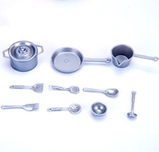 Set 10 utensili da cucina forchetta miniatura casa delle bambole accessori tavola giocattolo Pot / Pan Set price