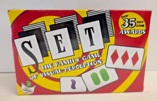 NUOVO! SIGILLATO! SET LA FAMIGLIA GIOCO DELLA PERCEZIONE VISIVA SCATOLA ROSSA, ETÀ 6+, 1+ GIOCATORE Set Game price
