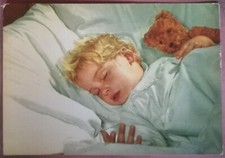 CARTOLINA TEMATICA BAMBINI BAMBINO BAMBINA DORMIRE LETTO BEBÈ PELUCHE Letto Bebè price