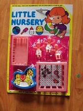 Famus Dimestore Culla Asilo Dondolo Playpen Giocattolo Bambini Piccolo Vintage NOS Playpen & Cribs Bebè price