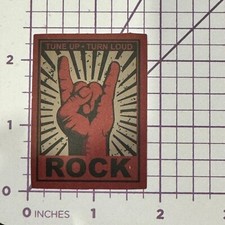 Insegna TUNE UP TURN LOUD ROCK Rock On Hand - adesivo decalcomania vinile bomba metallo pesante Studio e Stage Attrezzatura price