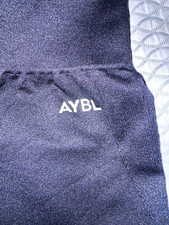 Leggings donna AYBL nero tinta unita alla caviglia taglia regolare S logo accenti Leggings price