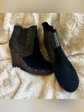 Dr. Scholl's Stivaletti neri con zeppa e accenti di borchie, 8 usati in ottime condizioni Stivali donna price