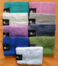 ASCIUGAMANI BAGNO 1+1 VISO+OSPITE TINTAUNITA SPUGNA IDROFILA 560 GRMQ 100%COTONE Asciugamano Bagno price