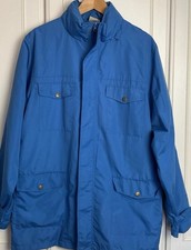Impermeabile uomo Cotton Traders Anorak blu medio zip intera cappuccio nascosto leggero Raincoat Uomo price