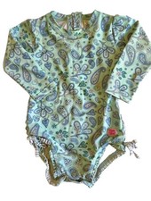 Costume da bagno RuffleButts Sea Glass Paisley manica lunga protezione eruzioni cutanee pezzo unico taglia 2t Swimsuit Bebè price