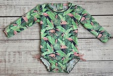 Costume da bagno RuffleButts bambina pezzo unico manica lunga protezione eruzioni cutanee tropicale taglia 2T Swimsuit Bebè price