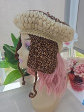 Cappello stile aviatore lavorato a maglia fatto a mano patta orecchie berretto invernale marrone panna adulto Beanie Donna price