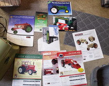 Lotto John Deere Die Cast Brochure Ordine Forma Scrivania Clock Trattore Jubilee Scrivania Clock price