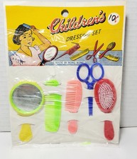 NUOVO Vintage Baby Doll Bambino Vestire Beauty Set Spazzola, Pettine e Specchio Hong Kong Hair Brush-Comb Bebè price