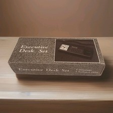 Set scrivania direzionale vintage 1997.     NUOVO, MAI APERTO, B1ack Set Executive Mobili price