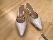 Scarpe slip on Narayan Nasarzadeh bianche con zeppa a punta taglia 6 Wedge Heels price