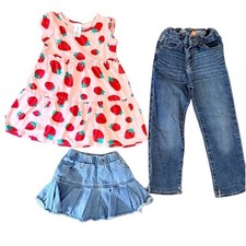 Girls Strawberry Dress Denim Skirt and Jeans 4T 5T Bundle Members Mark TCP Shein Meisjes jeans / denim rok price