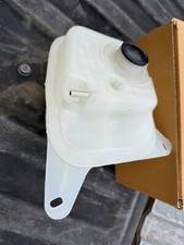 Coolant Expansion Tank For AUDI 80 90 4000 B2 B3 1979-1991 443121403 Expansion tank price