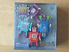 DING BOTS  Space Robots 8 Silly  Stacking 3" Robot Toys CLUB EARTH *NEW* Robots & Space Speelgoed price