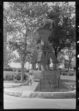 Photo:Old horse watering trough, Fort Worth, Texas Watering Trough price