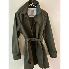 LL Bean Trench Coat Womens Medium Petite Olive Green Belted Rain Jacket preppy Dames Trench Jas price