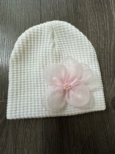 Baby Girls White Beanie Hat With Large Pink Corsage, Size 0-6 Months Baby Beresi price