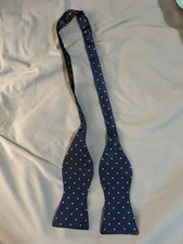 Tommy Hilfiger Men's Bow Tie 100% Silk Navy Blue Pink Polka Dot Adjustable Papyon price