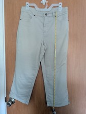 Women's Capri Pants Beige 8 Dames capri / capribroek price