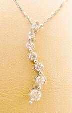 14K White Gold .25 Ct Diamond Drop Pendant Necklace 7‑Stone Bezel 18" Chain Diamanten ketting price