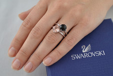 Swarovski Ring Set (2 Stück) – Gr. 52 – Neu – Rosa & Schwarz Swarovski Ring price