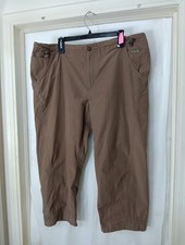 Columbia Women's hiking or cargo Capri Size XL Shorts & capri (outdoor) price