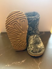 UGG Bailey Bow Crushed Velvet Sheepskin Girls Boots Size 10 Meisjes laarzen price