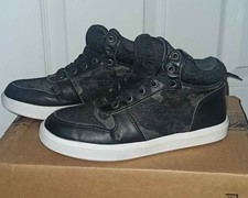 Art Class By Target 🎯Boys Casual Shoes Black/Grey Camo Print Size 1 Jongens casual schoenen price