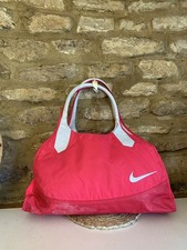 Nike Sami Club Bag Duffle Holdall Sports Gym Yoga Womens Bag Medium - Pink Y2K Dames Sport Tas price