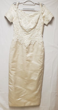 Cream Handmade Sequined Wedding Dress Short Sleeve Romantic Bridal Gown POE Wedding jurk price