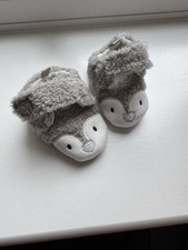 George Shoes Baby Boy New Born Size 0-3 Newborn One Free Boys' Booties price