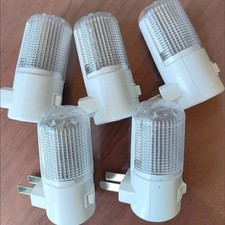 PLUG IN LOW ENERGY AUTOMATIC LED BABY NIGHT LIGHT DUSK TO DAWN SENSOR Baby Room Night Light price