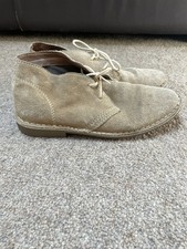 Kangol Boys Desert Boots Beige Suede.Uk 4. Boys' Boots price