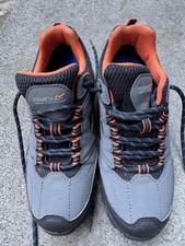 Regatta Great Outdoors Boys Grey Walking Boots UK Size 3 In Good Condition Boys' Boots price