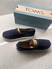 Toms Boys Blue Canvas Slip On Shoes Uk Size 4 Boys' Slippers price