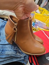 Brown Leather Boots Size 6.5 Woman's  in excellent condition Ladies' Boots price