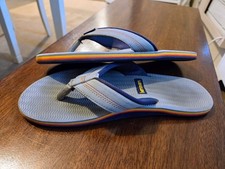 Hari Mari Men’s Size 9 Gray Flip Flops Dunes Sandals Beach Shoes. Outdoor Sandals price