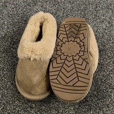 Kids Beige Faux Suede Mule Slippers Faux Fur Lined Slip On UK 8 Primark Girls' Slippers price