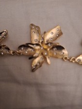 Crazy sale- Amazing gold plated flowers bracelet with  crystals Swarovski Bracelet price