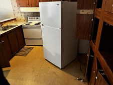 Vissani Built-in Top Freezer Refrigerator White 2-Door Freestanding  20in Built-in Freezers price