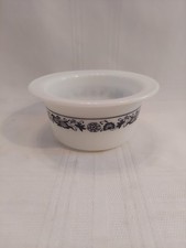 Vintage PYREX Corning Old Town Blue 5.5" Butter Margarine Tub Milk Glass (T8) Butter and Margarine price
